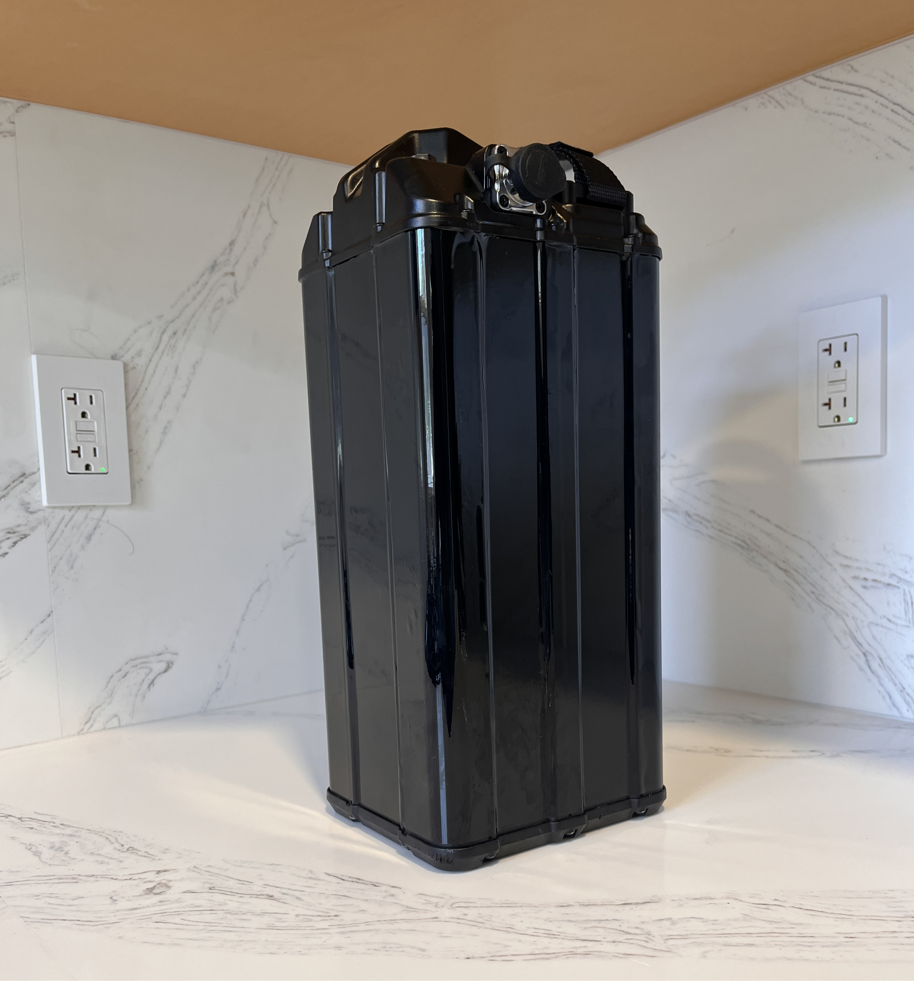 Ultra Gloss Black Battery Wrap